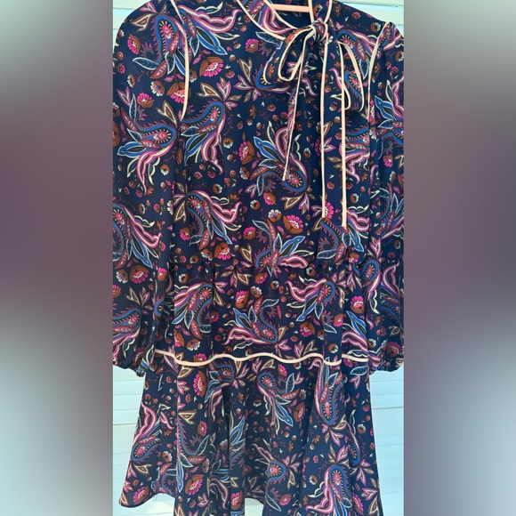 Eliza J Dresses & Skirts - Eliza J dress size 6P